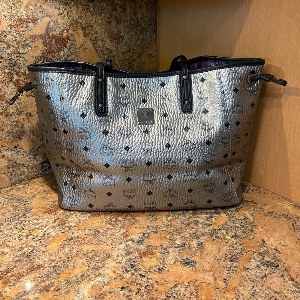 MCM Visetos Medium Reversible Shopper Tote